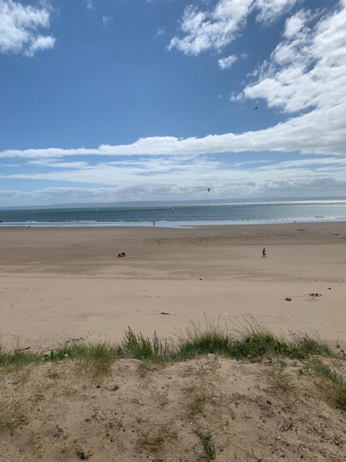 Phoenix Caravan Hire, Trecco Bay Porthcawl Exterior photo