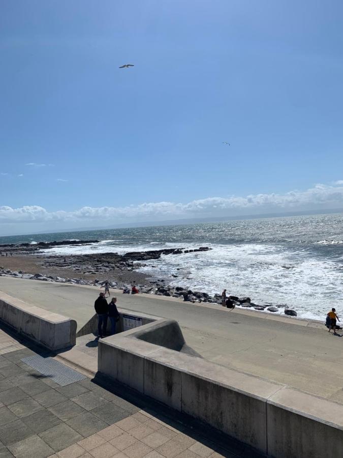 Phoenix Caravan Hire, Trecco Bay Porthcawl Exterior photo