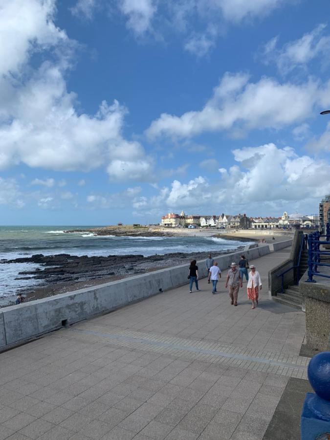 Phoenix Caravan Hire, Trecco Bay Porthcawl Exterior photo