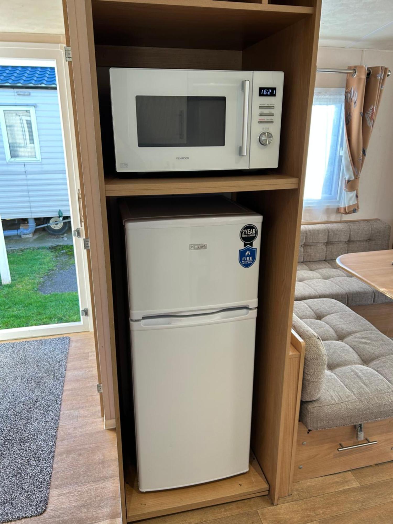 Phoenix Caravan Hire, Trecco Bay Porthcawl Exterior photo