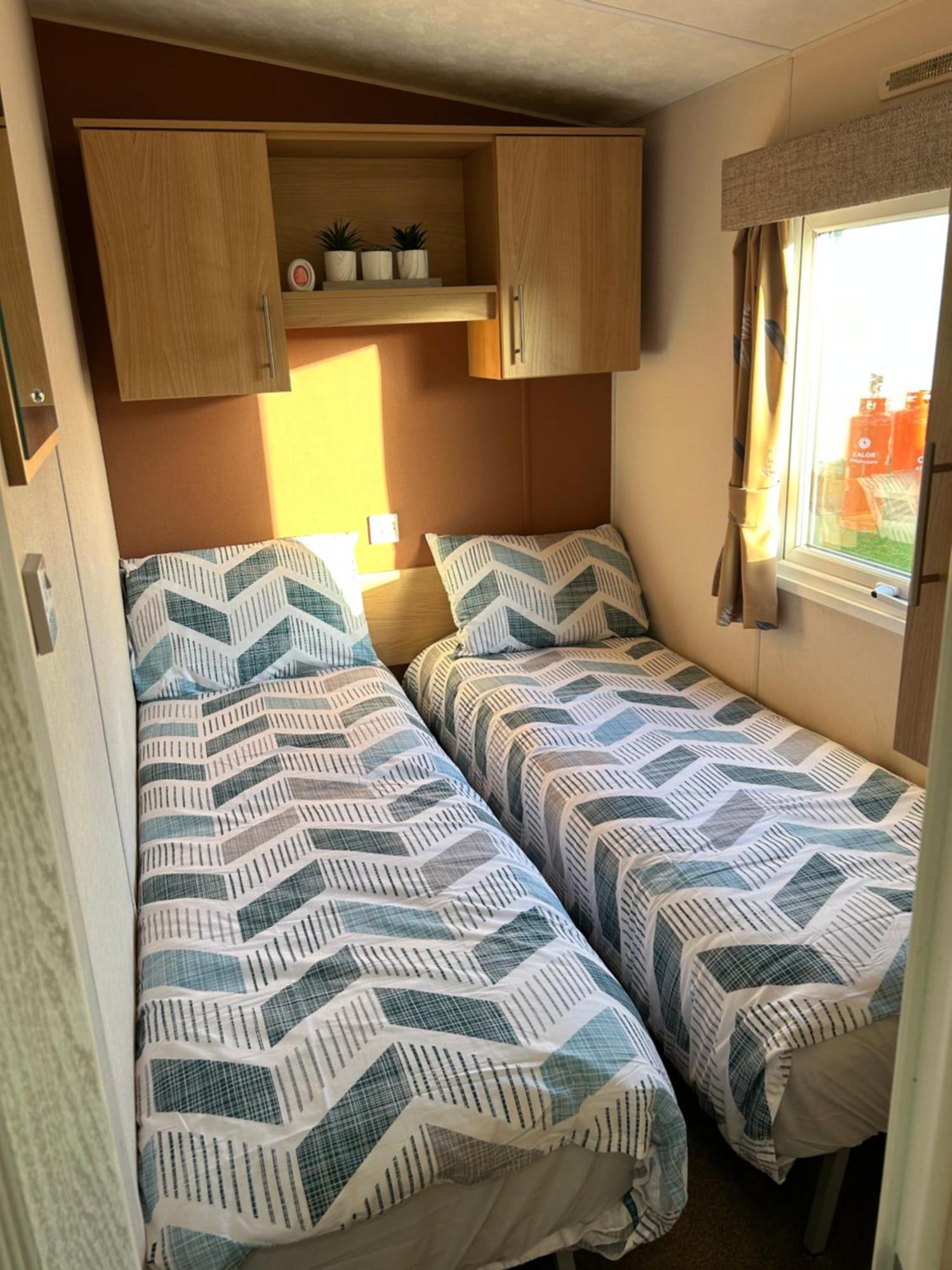 Phoenix Caravan Hire, Trecco Bay Porthcawl Exterior photo